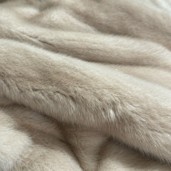 VINTAGE Fur Coat STUNNING Luxurious 3/4 Soft Size M Cocktail Party Winter Warm - Picture 10 of 15